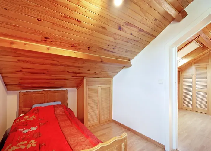 Holiday home In Daverdisse