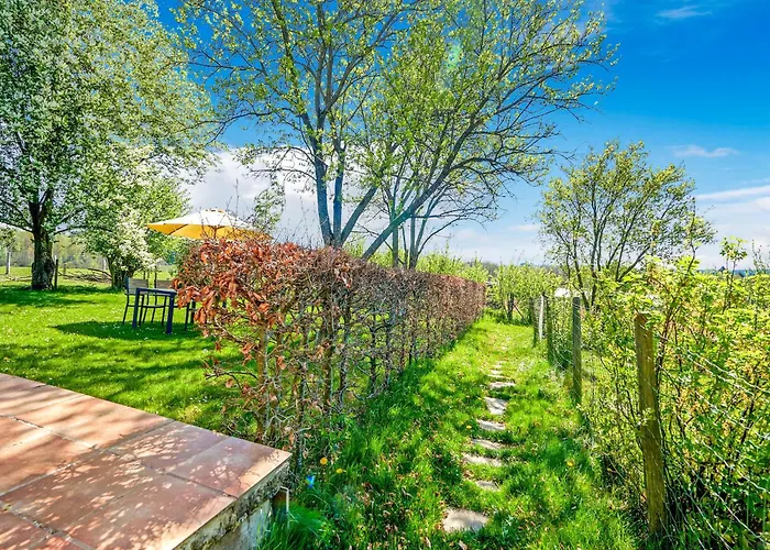 In Daverdisse Porcheresse (Belgium Luxembourg)